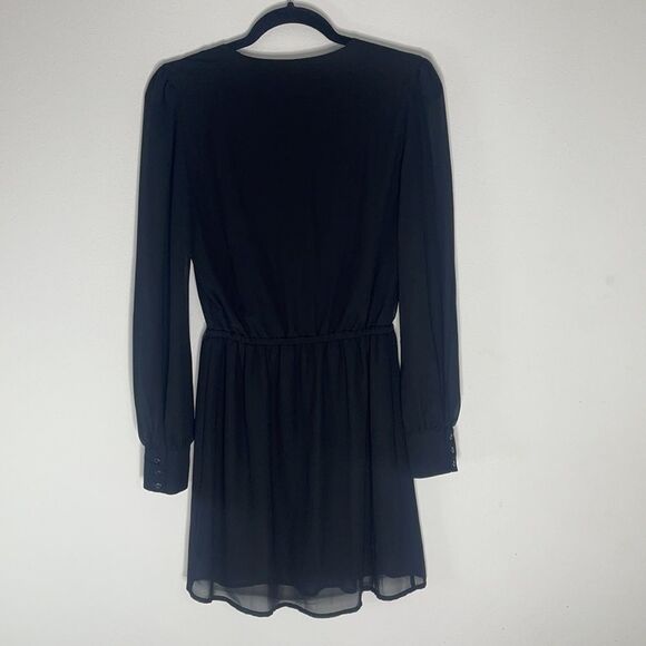 Sleek Black Deep V Tunic Long Sleeve - Picture 7 of 13
